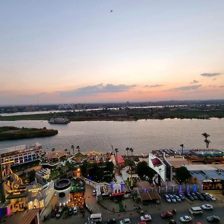 Amazing Nile View And Pyramids Apartment Kaherah Luaran gambar