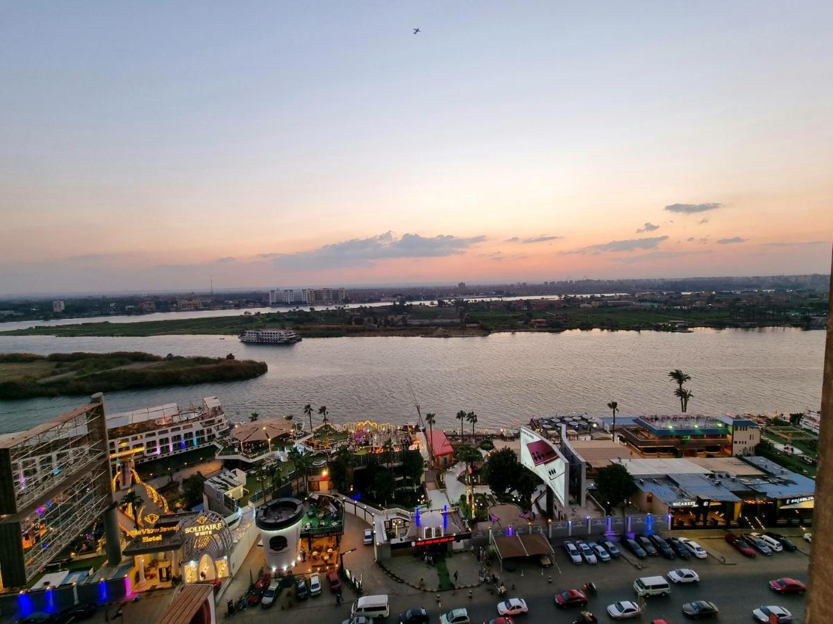 Amazing Nile View And Pyramids Apartment Kaherah Luaran gambar
